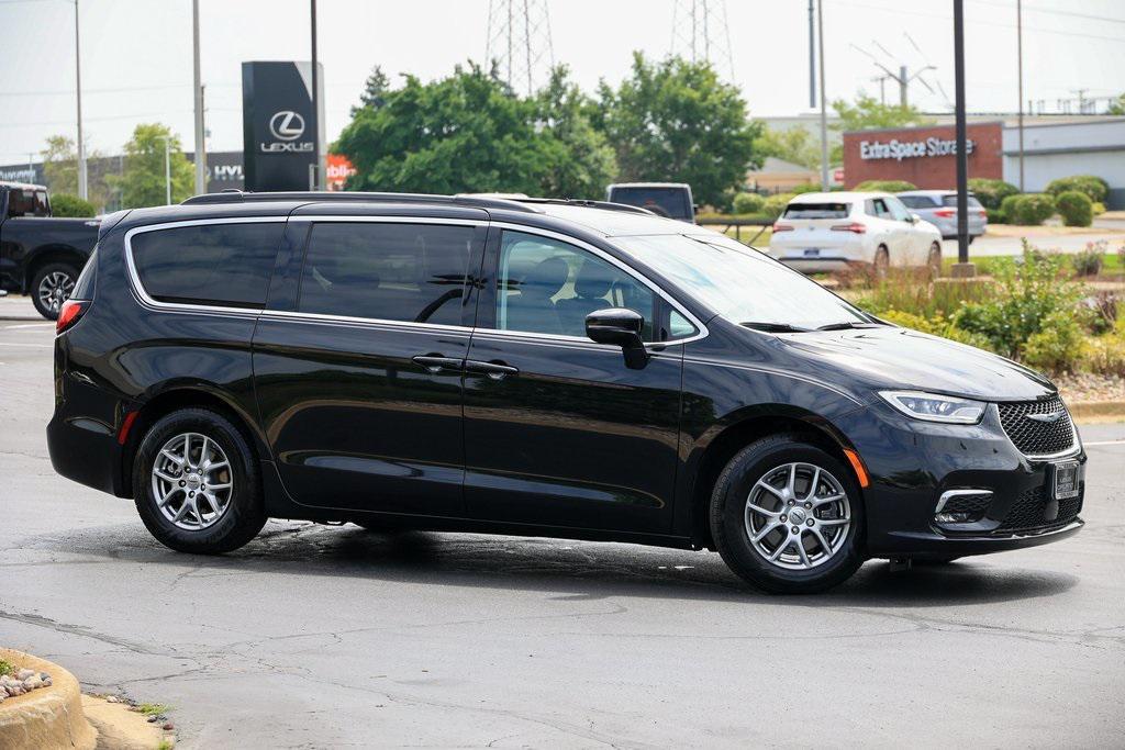 used 2021 Chrysler Pacifica car, priced at $27,306