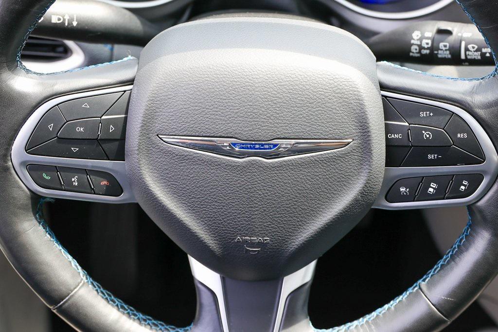 used 2021 Chrysler Pacifica car, priced at $27,306