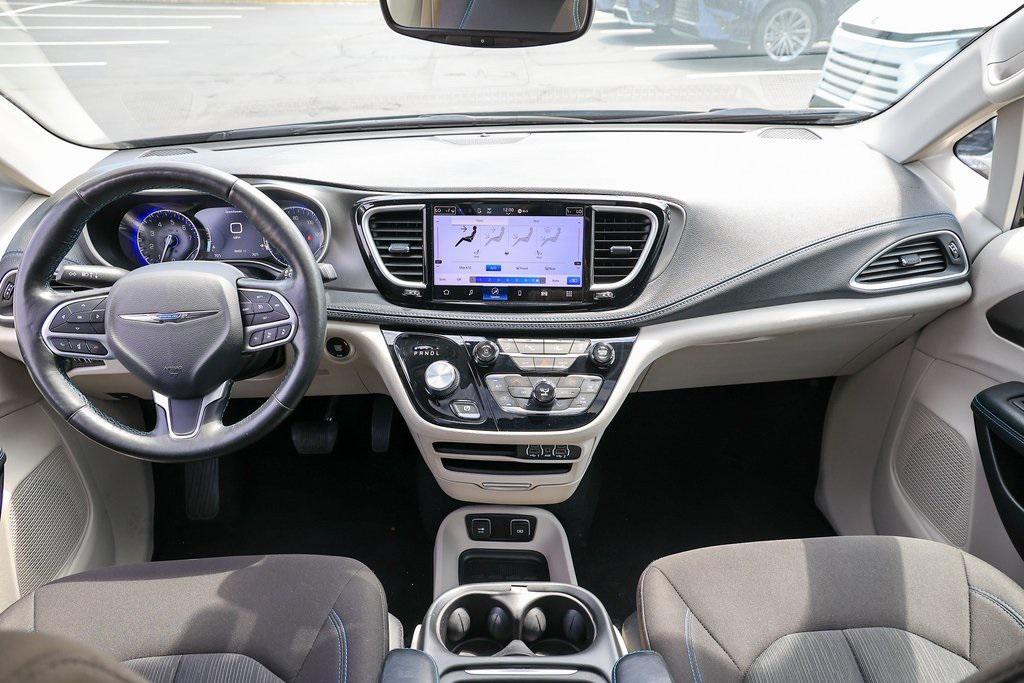 used 2021 Chrysler Pacifica car, priced at $27,306