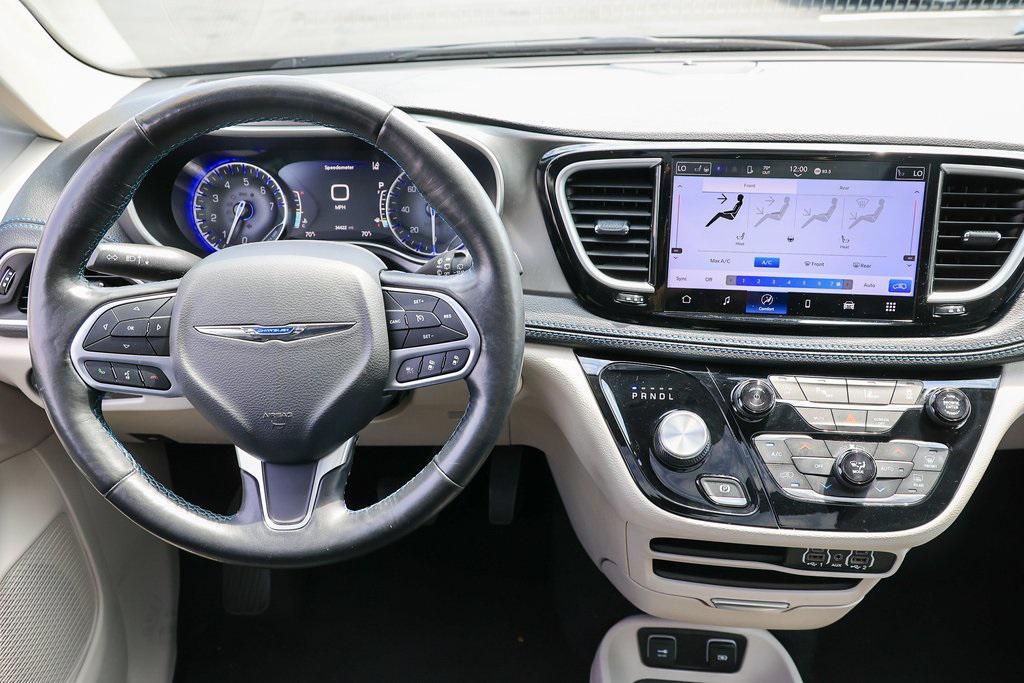 used 2021 Chrysler Pacifica car, priced at $27,306