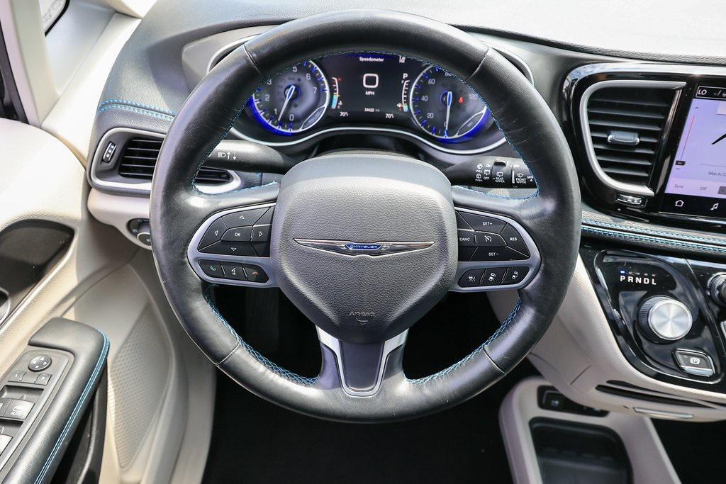 used 2021 Chrysler Pacifica car, priced at $27,306