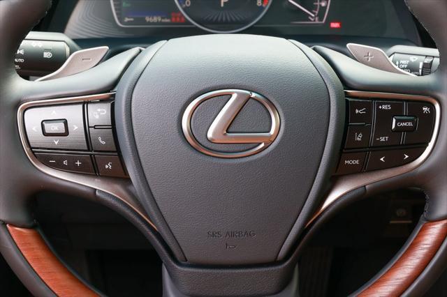 new 2025 Lexus ES 350 car, priced at $56,049