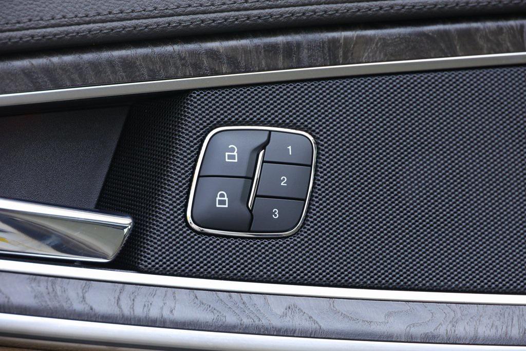 used 2019 Lincoln Nautilus car, priced at $24,730