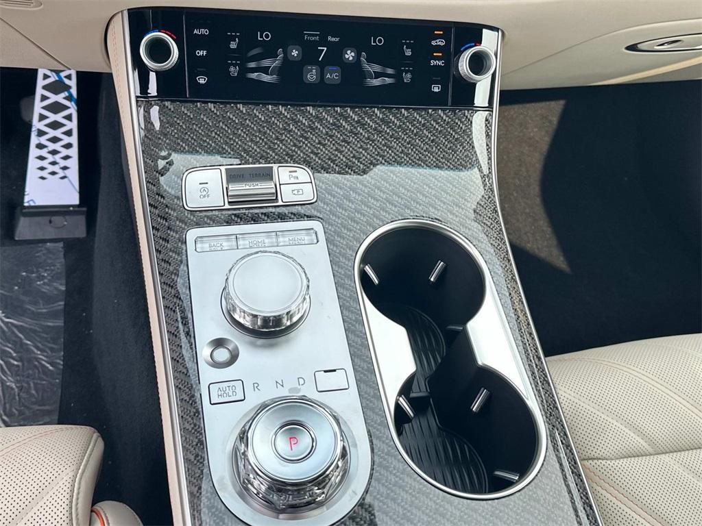 new 2026 Genesis GV70 car