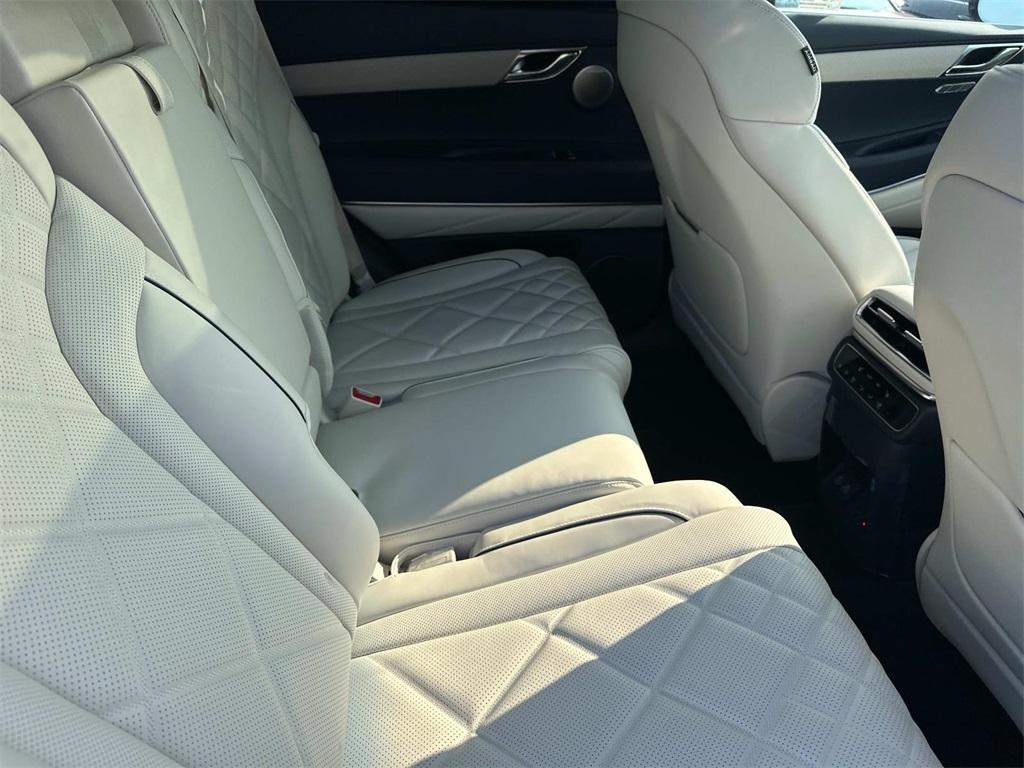 new 2026 Genesis GV80 car