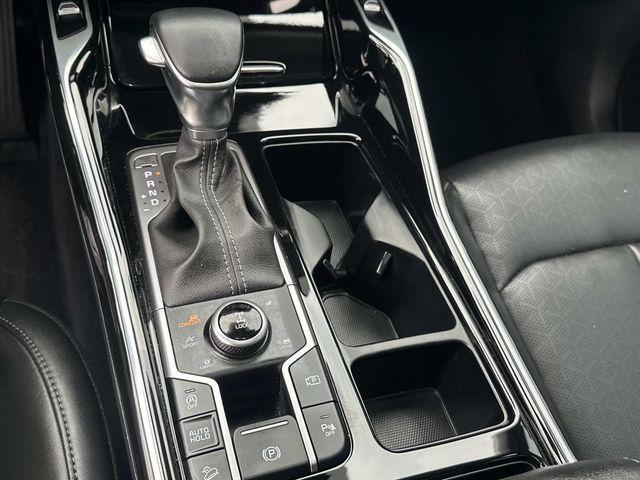 used 2023 Kia Sorento car, priced at $30,750