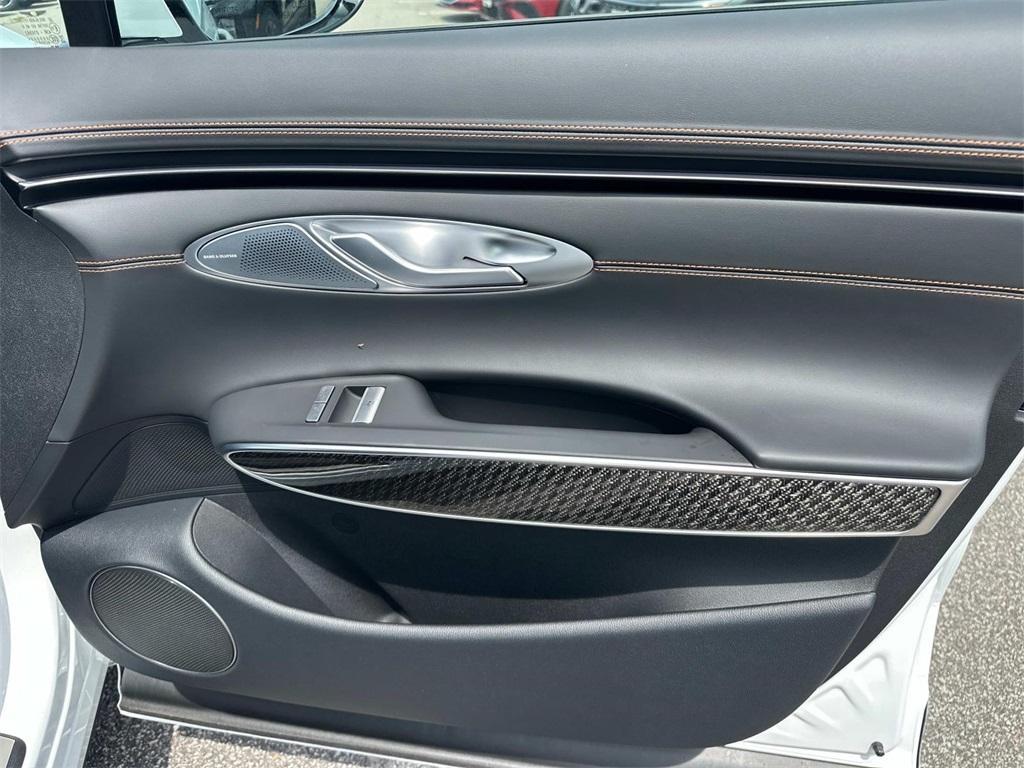 new 2026 Genesis GV70 car
