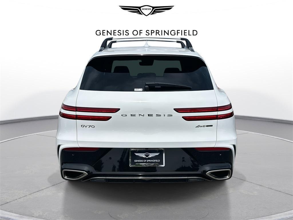 new 2026 Genesis GV70 car