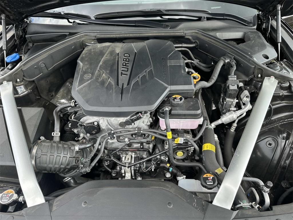 used 2025 Genesis G70 car, priced at $39,000