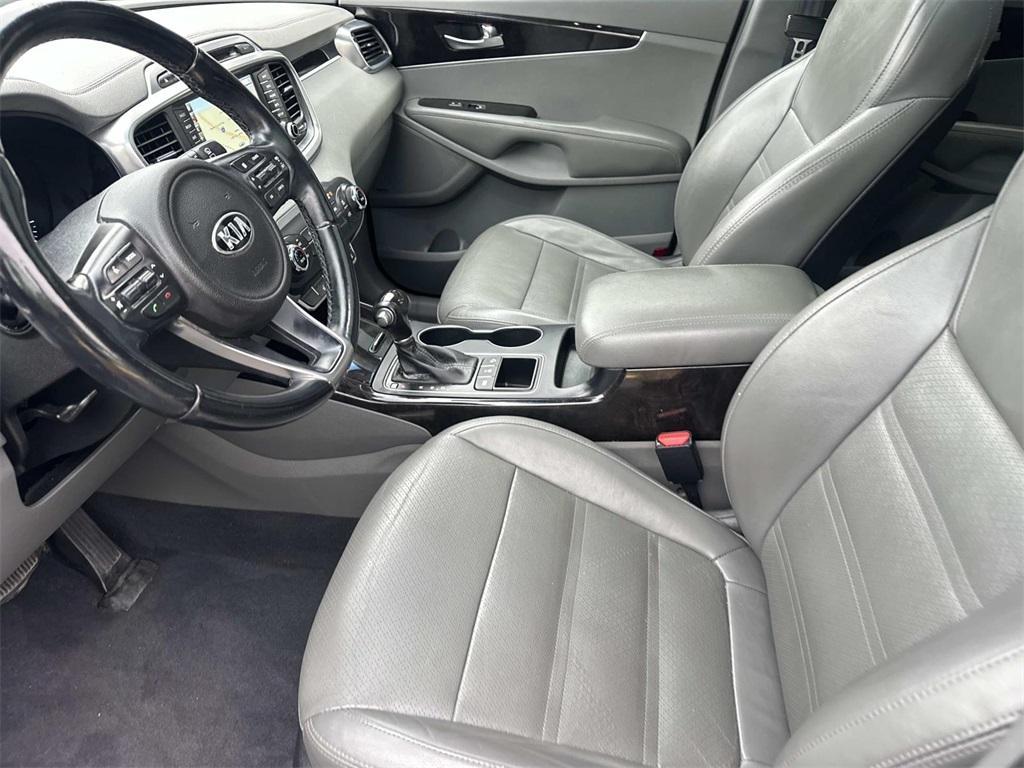used 2016 Kia Sorento car, priced at $11,750