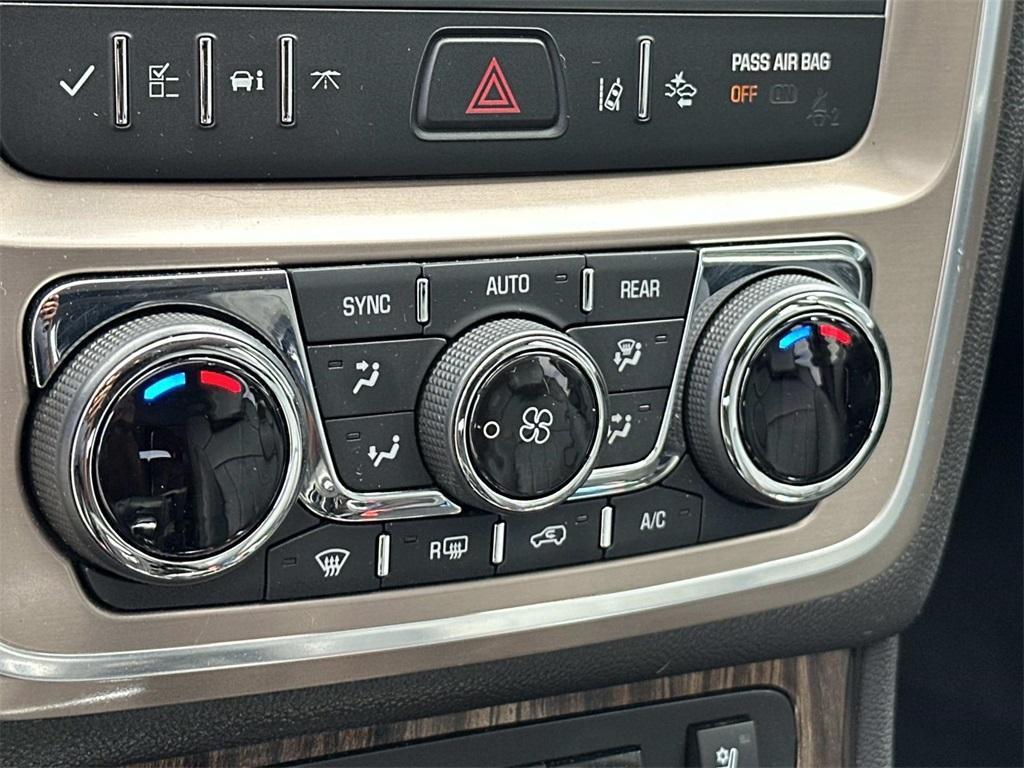 used 2014 GMC Acadia car, priced at $9,500