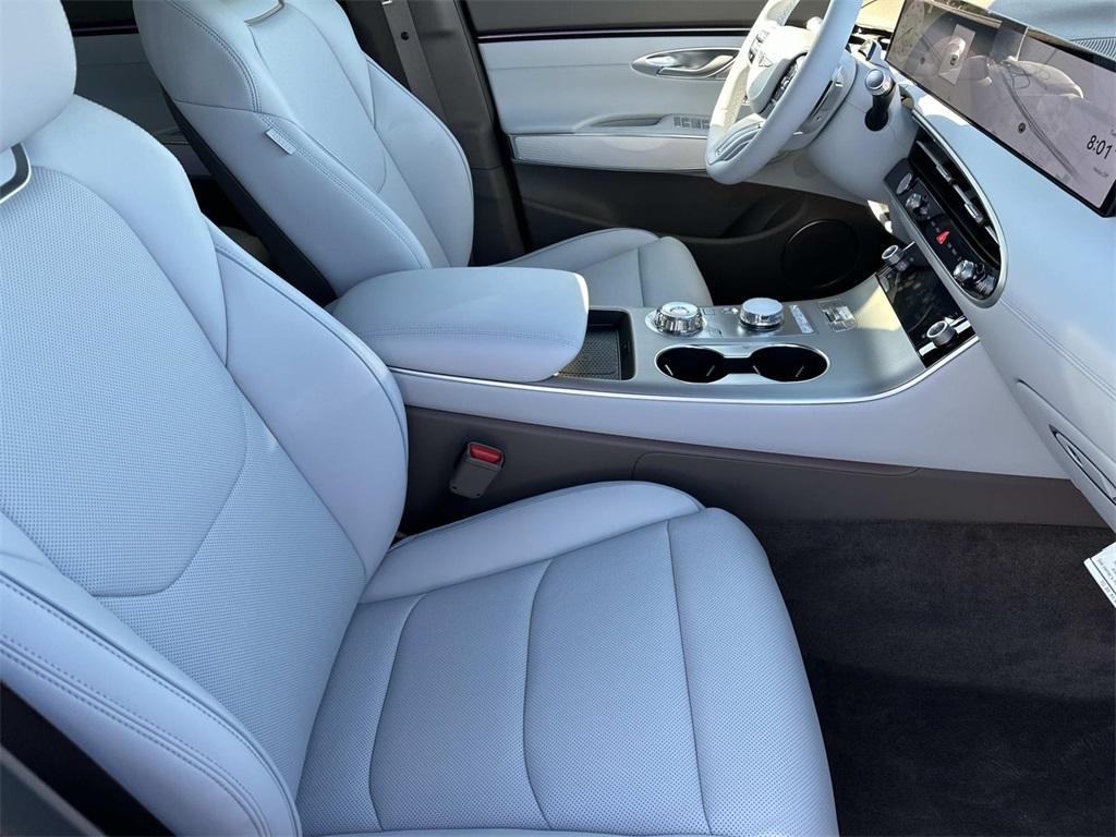 new 2026 Genesis GV70 car