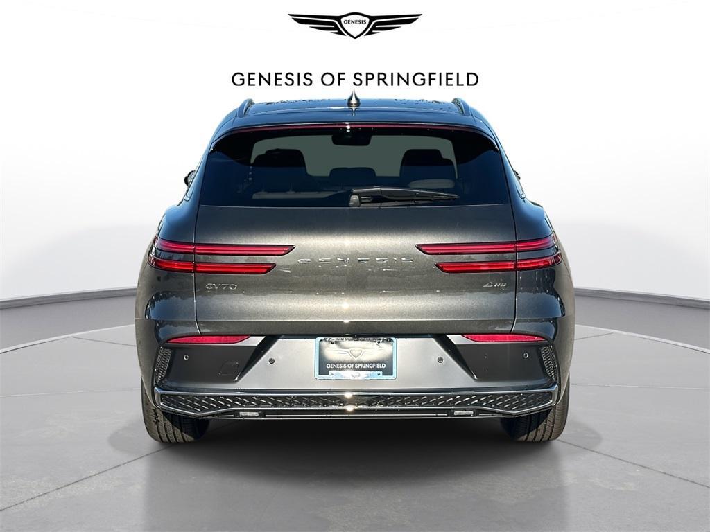 new 2026 Genesis GV70 car