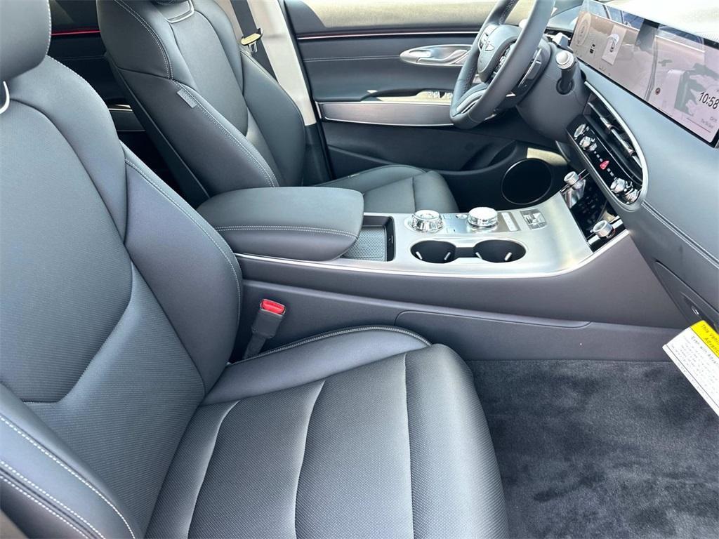new 2026 Genesis GV70 car