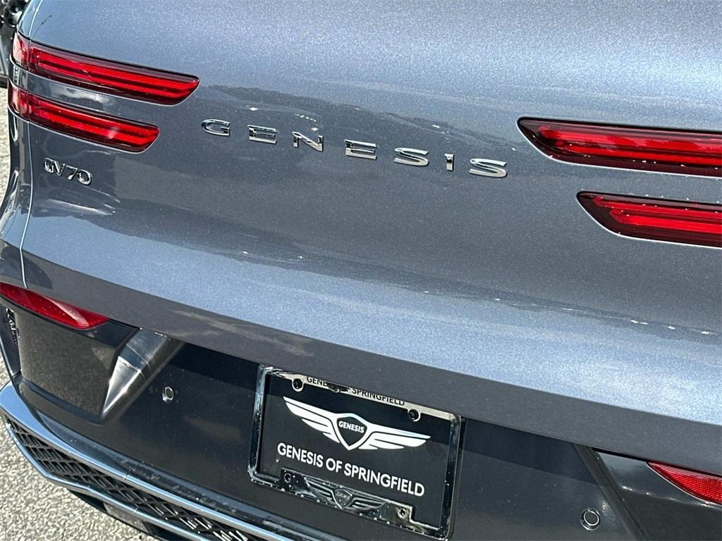new 2026 Genesis GV70 car