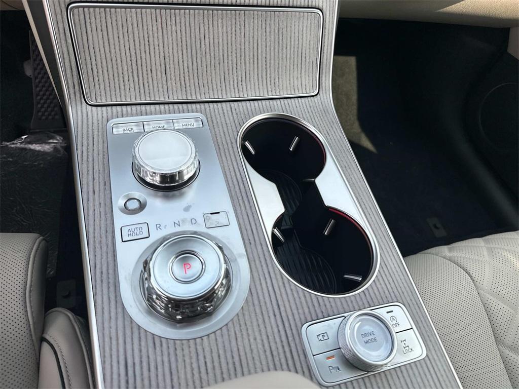 new 2025 Genesis GV80 car, priced at $78,896
