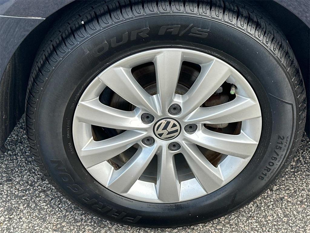 used 2014 Volkswagen Passat car, priced at $4,250