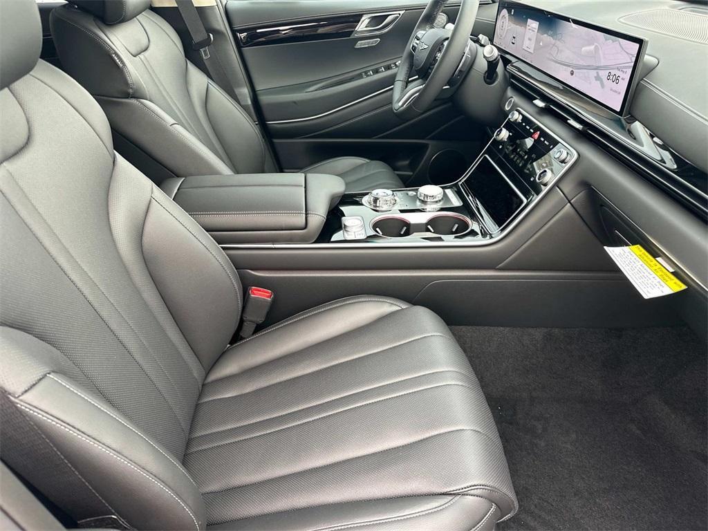 new 2025 Genesis GV80 car, priced at $57,740
