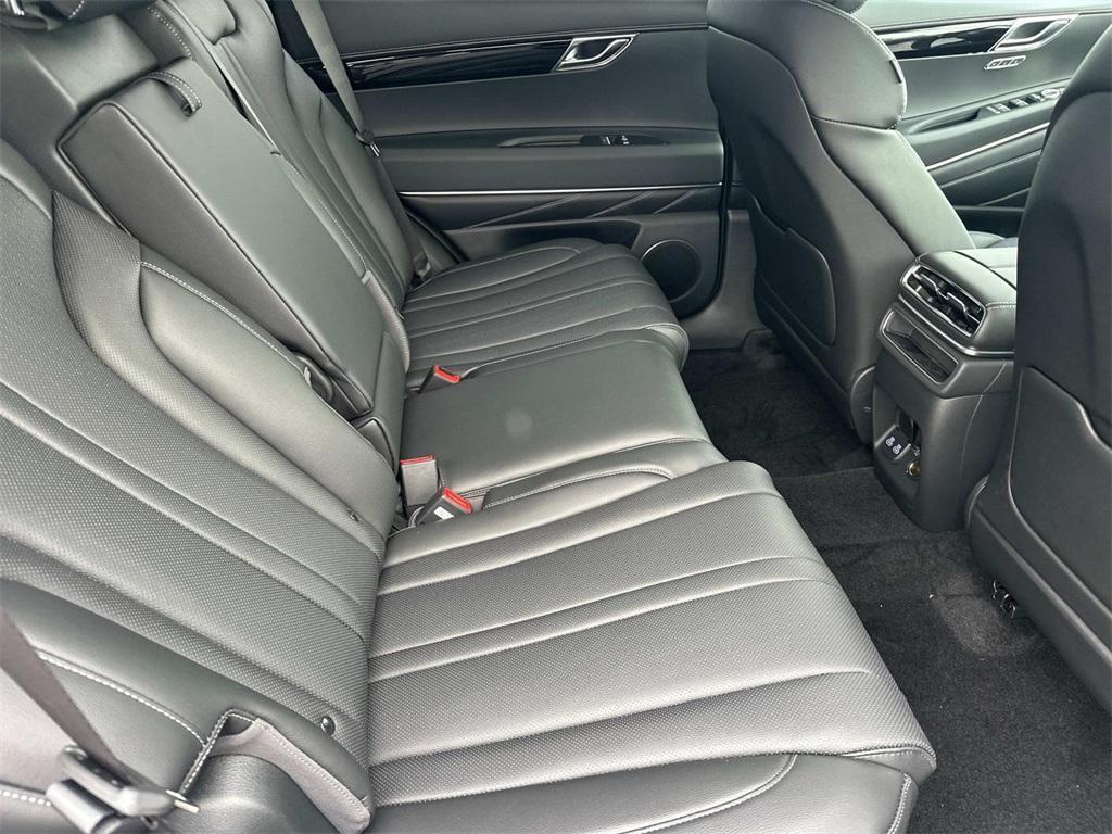 new 2025 Genesis GV80 car, priced at $57,740
