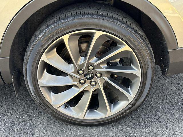 used 2021 Lincoln Nautilus car, priced at $29,000