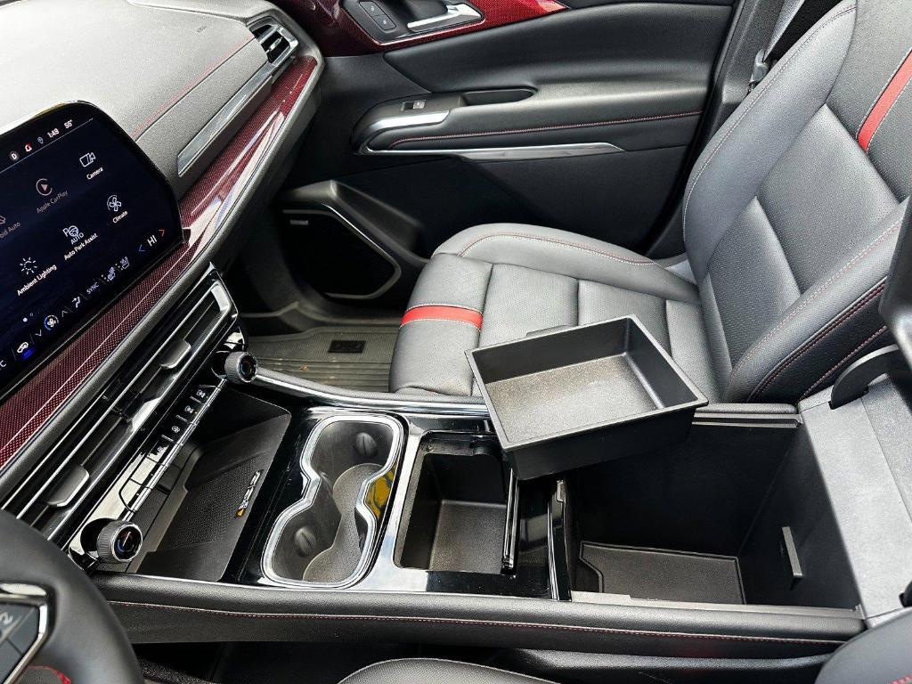 used 2024 Chevrolet Traverse car, priced at $57,585