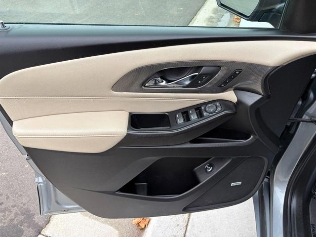 used 2023 Chevrolet Traverse car, priced at $36,750