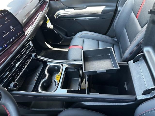 new 2025 Chevrolet Traverse car, priced at $57,595