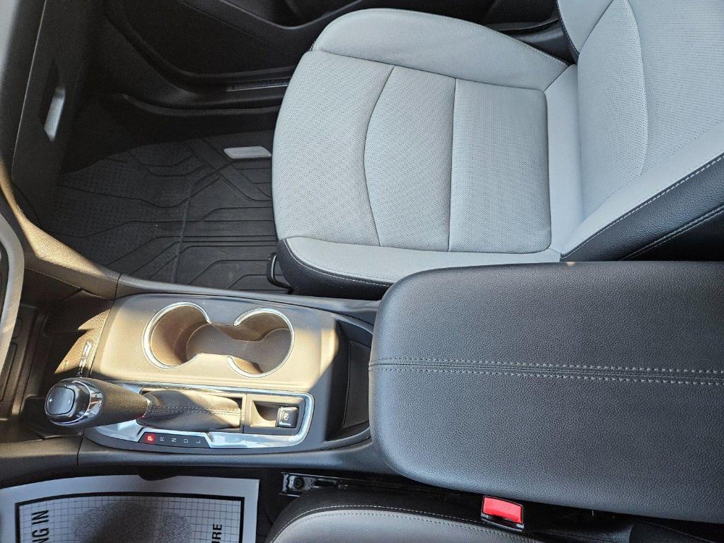 used 2021 Chevrolet Equinox car, priced at $23,485