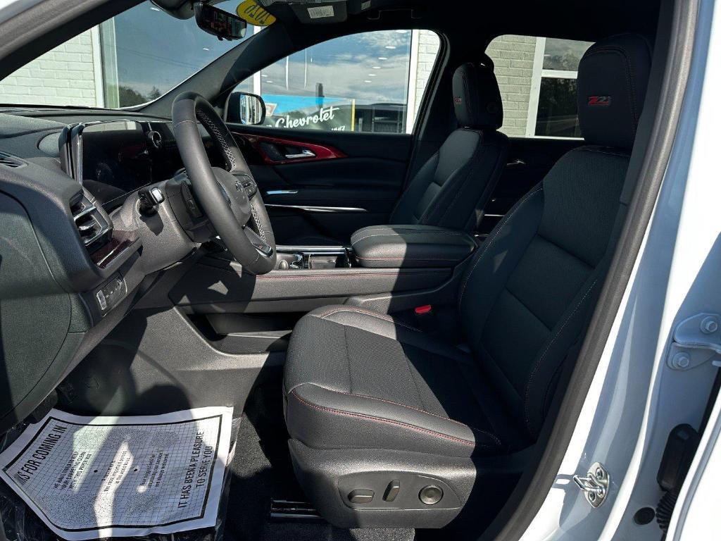 new 2026 Chevrolet Traverse car, priced at $53,015