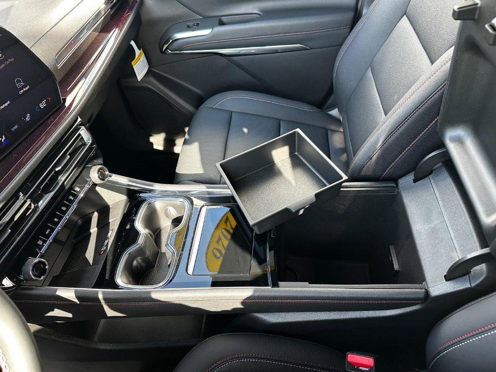 new 2026 Chevrolet Traverse car, priced at $53,015