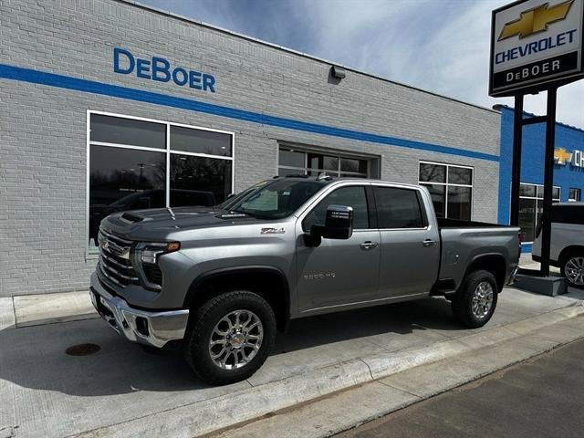 new 2025 Chevrolet Silverado 3500 car, priced at $81,415