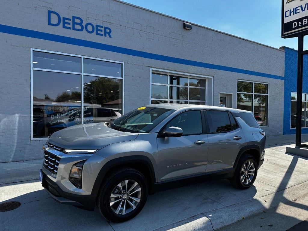 new 2026 Chevrolet Equinox car, priced at $32,495