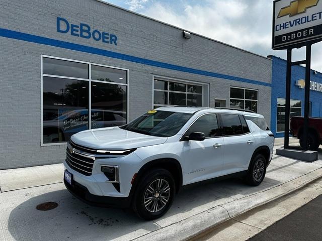 new 2026 Chevrolet Traverse car, priced at $47,915