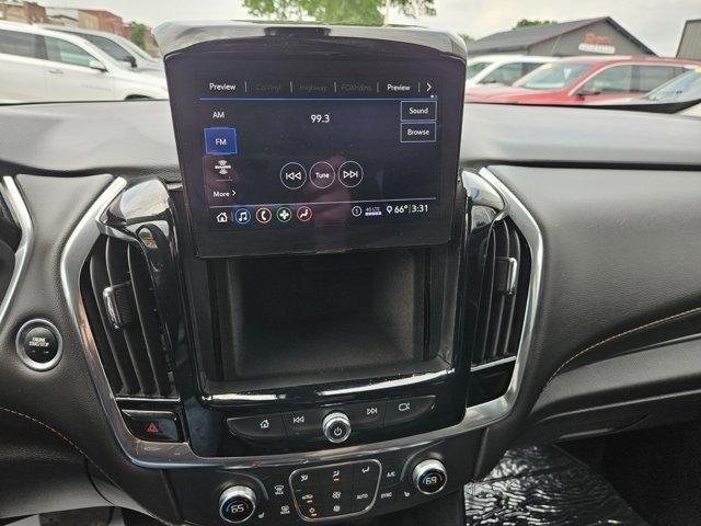 used 2021 Chevrolet Traverse car, priced at $30,285