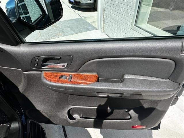 used 2008 Chevrolet Suburban car