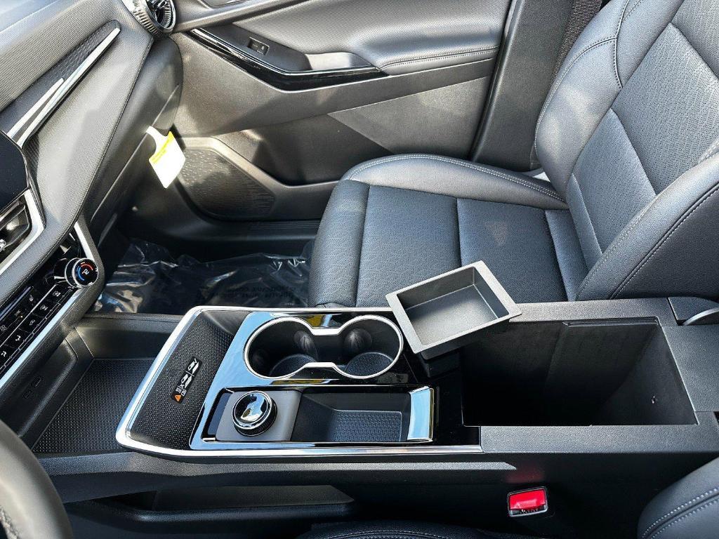 new 2026 Chevrolet Equinox car, priced at $37,580