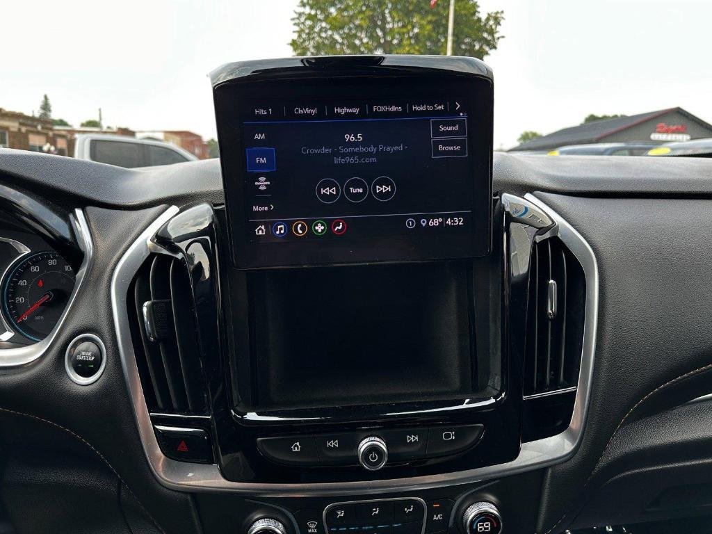 used 2021 Chevrolet Traverse car, priced at $24,895