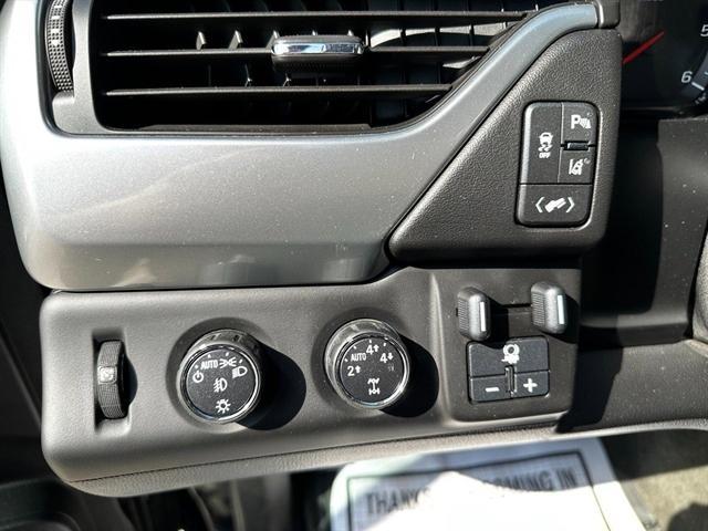 used 2015 Chevrolet Suburban car, priced at $18,475