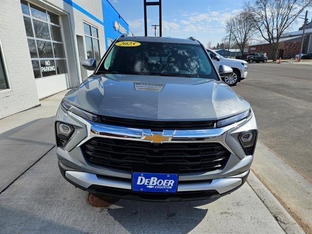 new 2025 Chevrolet TrailBlazer car, priced at $30,575