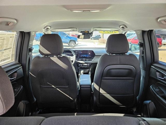 new 2025 Chevrolet TrailBlazer car, priced at $30,575