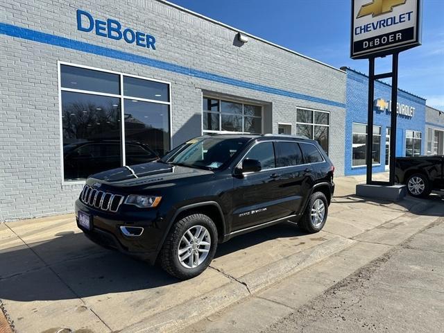 used 2017 Jeep Grand Cherokee car, priced at $18,250