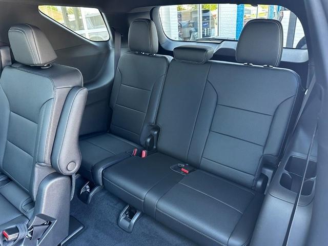 new 2025 Chevrolet Traverse car, priced at $48,195