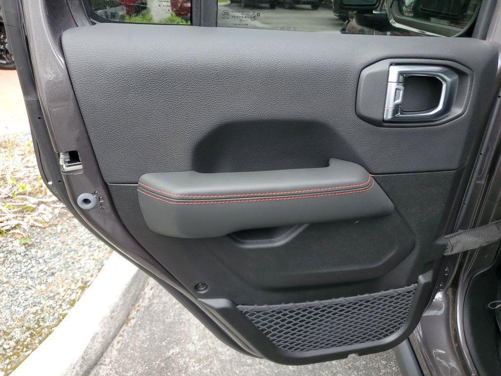 new 2025 Jeep Wrangler car, priced at $55,995
