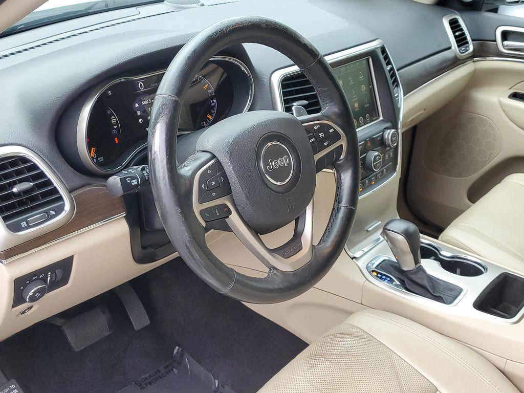 used 2017 Jeep Grand Cherokee car, priced at $11,490