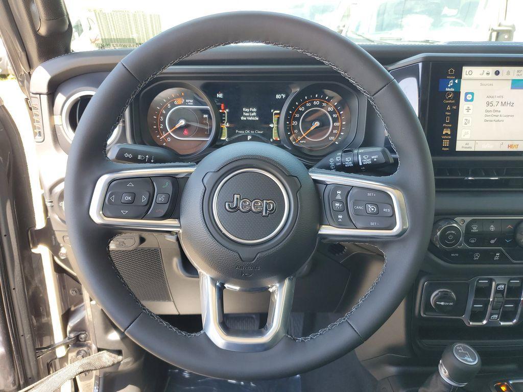 new 2025 Jeep Wrangler car, priced at $46,227
