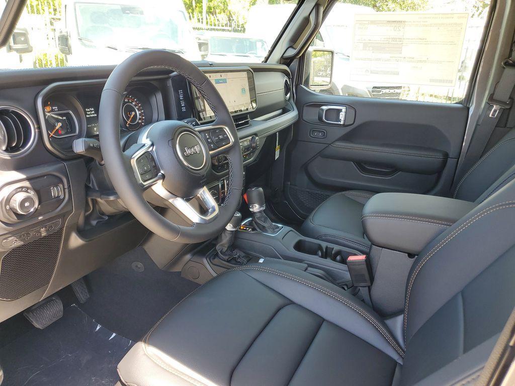 new 2025 Jeep Wrangler car, priced at $46,227