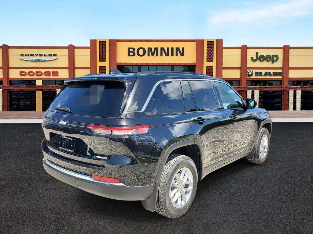 new 2025 Jeep Grand Cherokee car, priced at $32,590