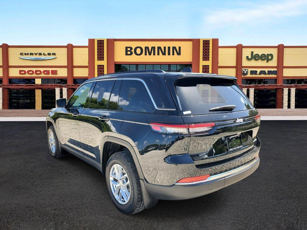 new 2025 Jeep Grand Cherokee car, priced at $32,590