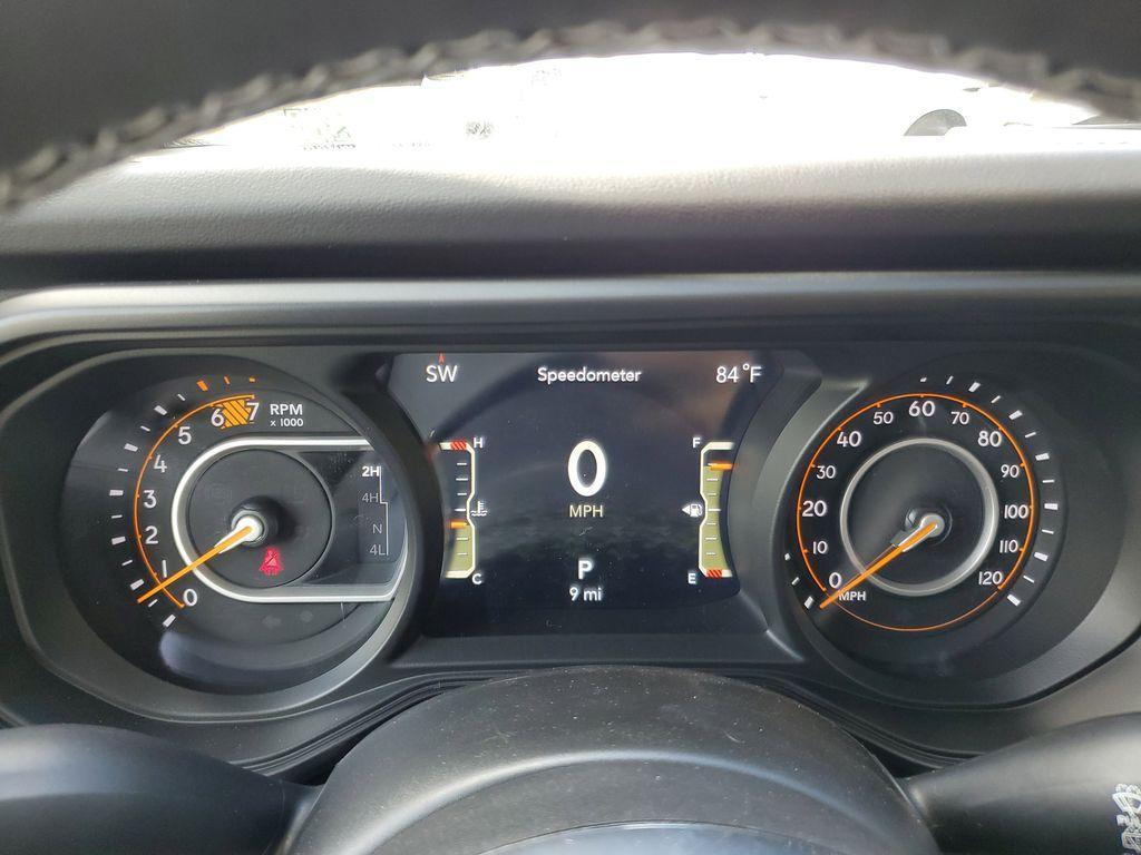 new 2025 Jeep Wrangler car, priced at $48,227