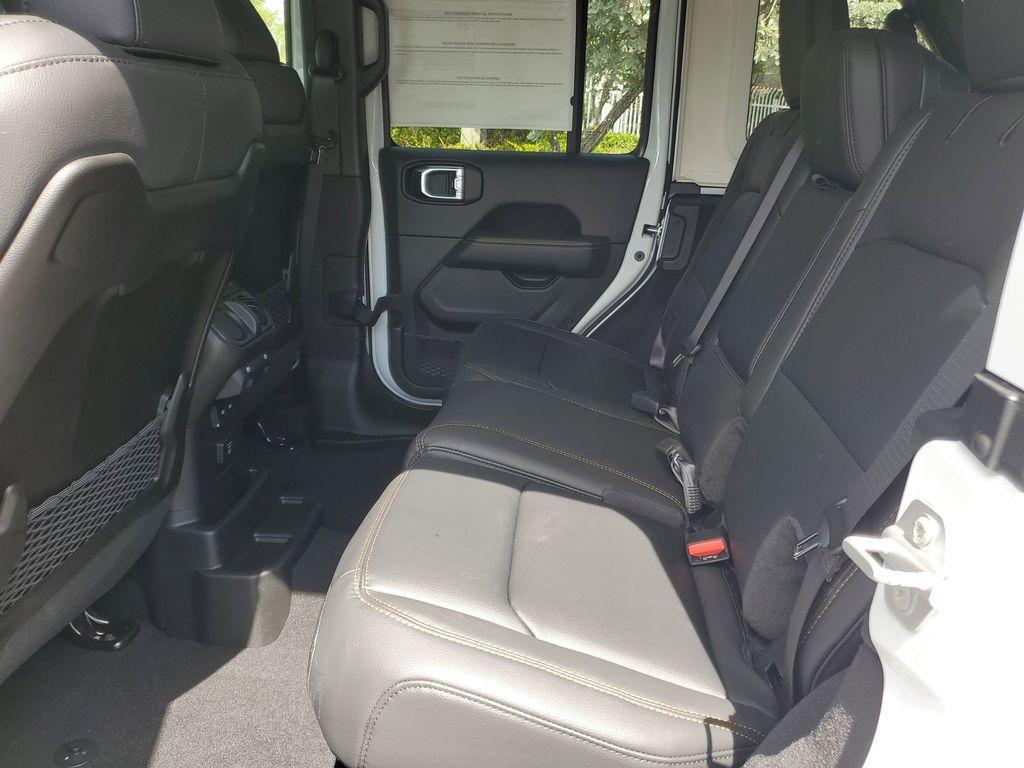 new 2025 Jeep Wrangler car, priced at $48,227